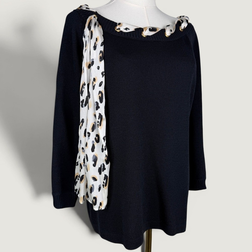 St. John Collection Santana Knit Sweater Size M Leopard Silk Scarf ‎ Boat Neck